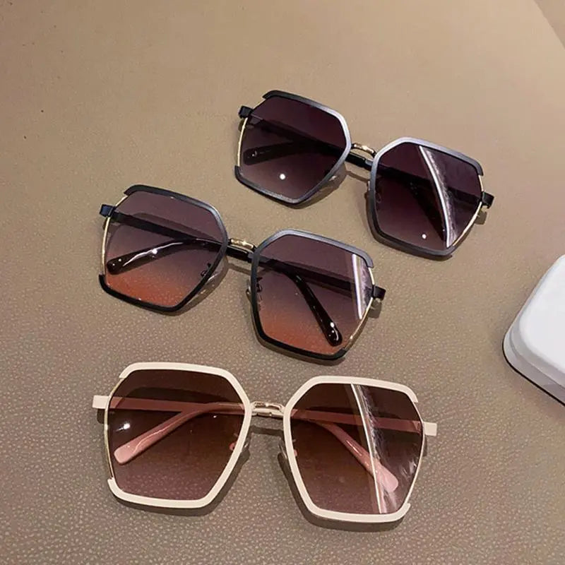 Ins Vintage Half-Frame Sunglasses Summer Oversize Metal Square Eyewear Uv400 Outdoor Sunscreen Women UV Protection Sunglasses - Image #3