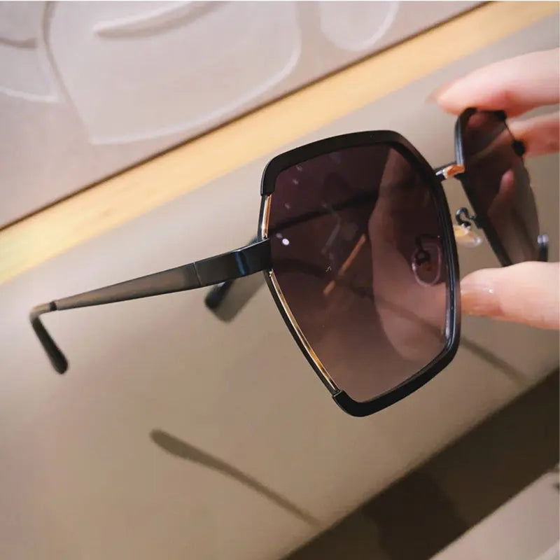 Ins Vintage Half-Frame Sunglasses Summer Oversize Metal Square Eyewear Uv400 Outdoor Sunscreen Women UV Protection Sunglasses - Image #6