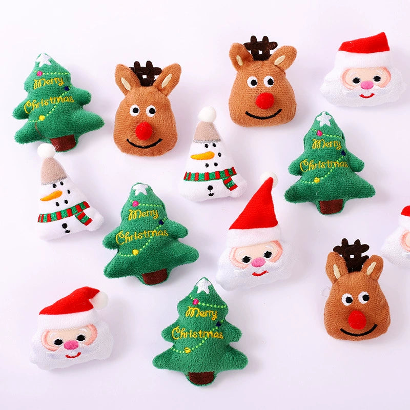 Christmas Winter Stuffed Brooch DIY Clothes and Bags Accessories Cute Elk Santa Claus Cartoon Gift for Women