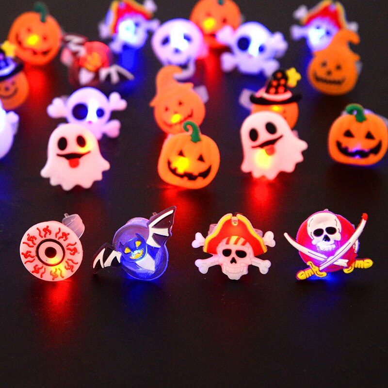 10pcs Halloween LED Flashing Light Rings Horror Pumpkin Ghost Spider Glow Finger Rings For Kids Halloween Party Cosplay Supplies