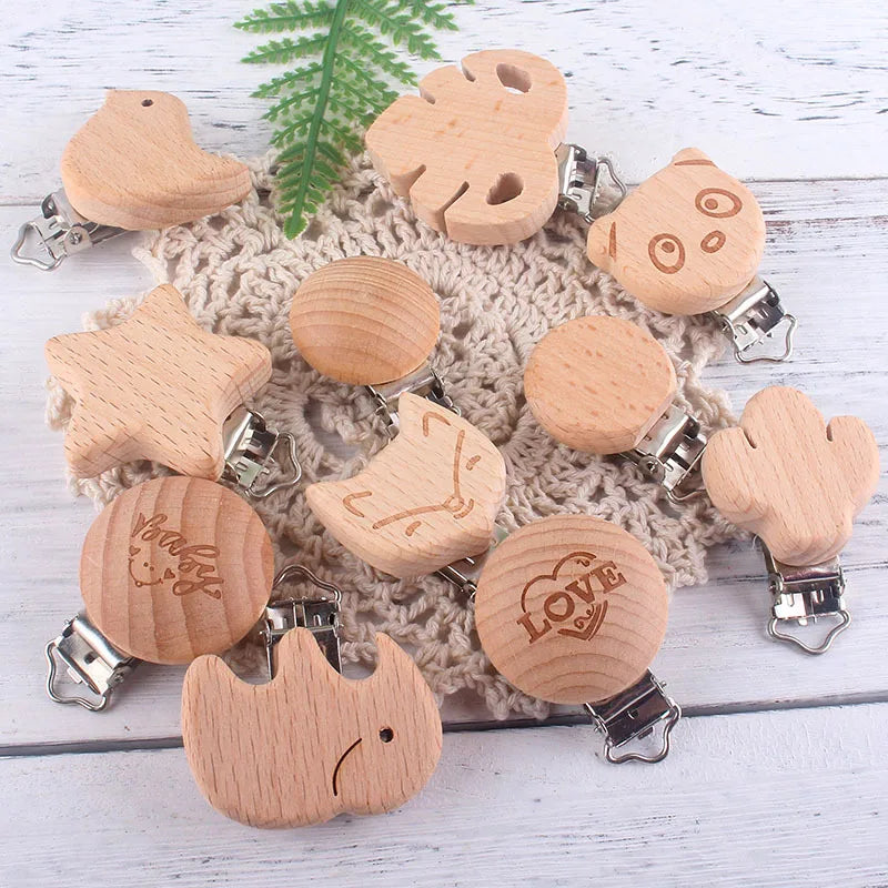 1Pcs Cute Modelling Beech Wood Pacifier Clip Baby DIY Cartoon Animal Wooden Log Pacifier Clips Nipple Chain Holder BPA Free