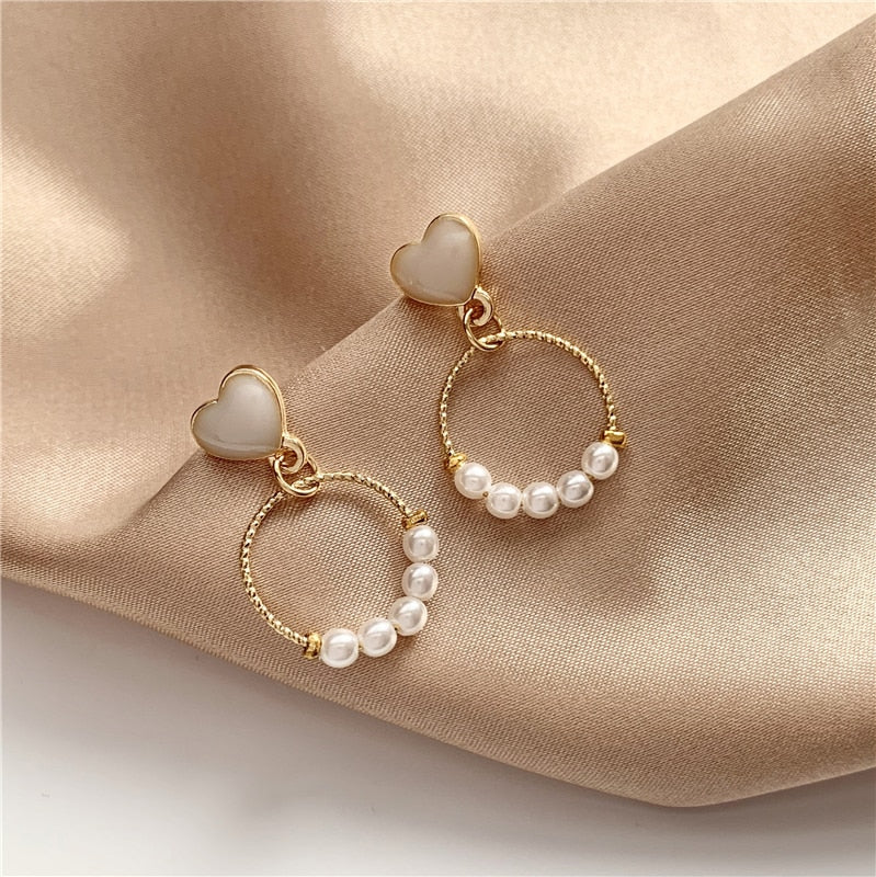 Fashion earrings Popular geometrical circle earrings female temperament pure fresh sweet heart pearl earrings for women jewelry