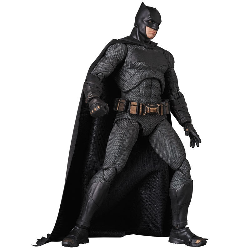 Movies  the Dark Knight  Figure pvc action Figure 16 cm Collection Mezco  Bruce Wayne Model  Kids Toy