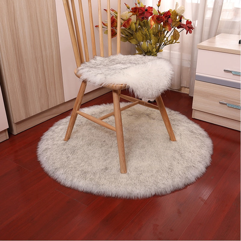 Luxury Soft Small Artificial Sheepskin Rug Chair Cover Bedroom Mat Artificial Wool Warm Hairy Carpet Seat Covers Washable Gift