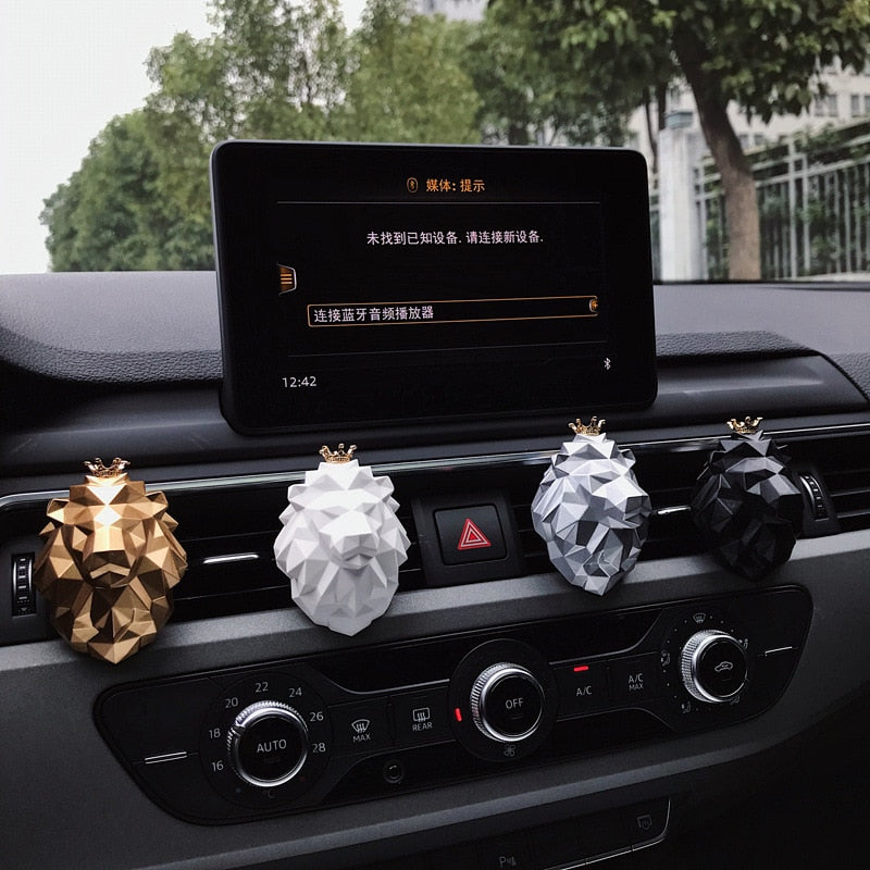 Creative Lion Head Shape Car Perfume Fragrance Cool Car Air Freshener Smell Car Diffuser Vent Clip Scent Refill For Car