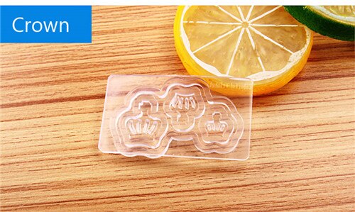 1pcs 3D Nail Art Silicone Carved Mold Stone Heart Crystal Designs Decorations Tools DIY Acrylic Nails Silicon Gel Template