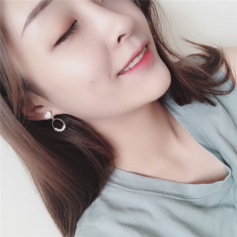 Fashion earrings Popular geometrical circle earrings female temperament pure fresh sweet heart pearl earrings for women jewelry