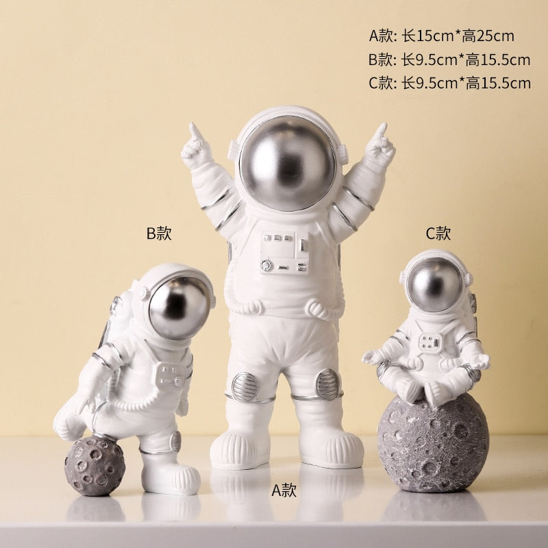 Nordic Modern Astronaut Miniature Figurines Resin Craft Home Fairy Garden Desk Decoration Furnishing Articles Room Accessories