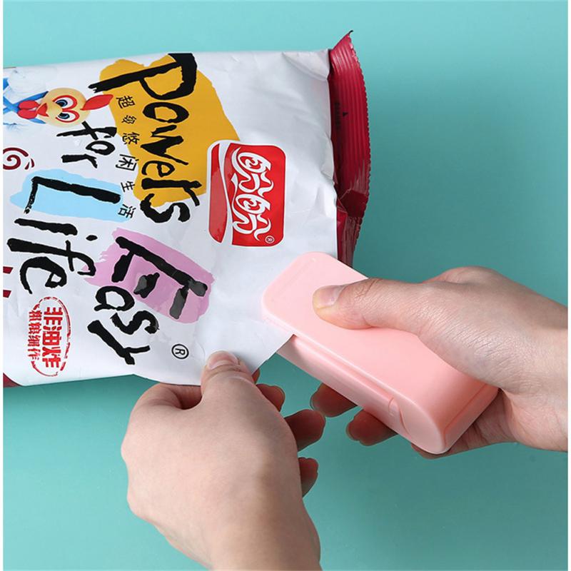 Portable Bag Heat Sealer Plastic Package Storage Bag Clip Mini Sealing Machine Food Bag Closure Package Sealer Bags Kitchen Tool