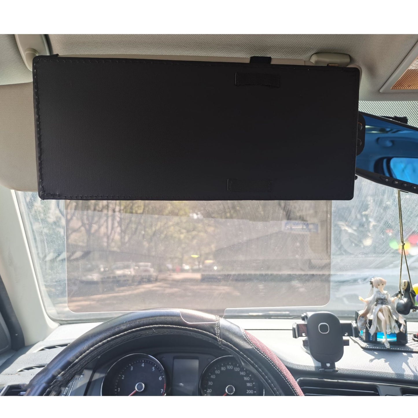 Portable Automotive Sun Louver Retractable Multifunctional